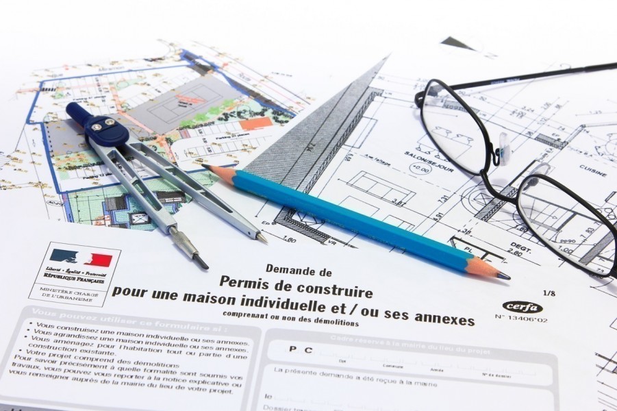 Guide du permis de construire piscine : tout ce qu'il faut savoir !